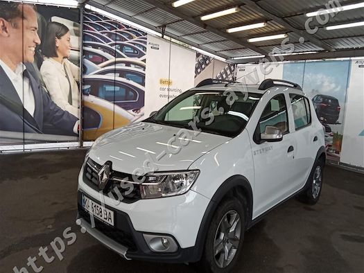 RENAULT SANDERO продається на Ayvens