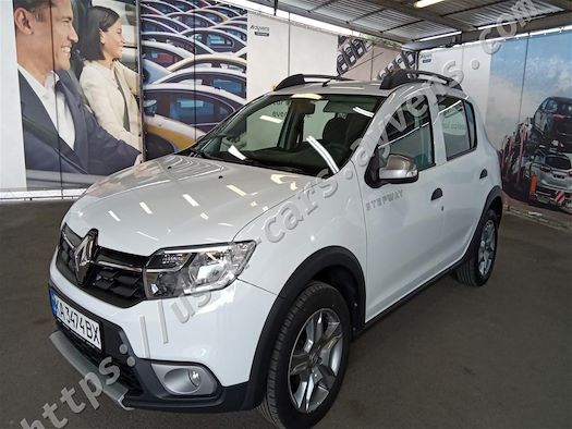 RENAULT SANDERO продається на Ayvens