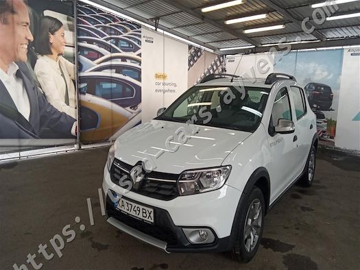 RENAULT SANDERO продається на Ayvens