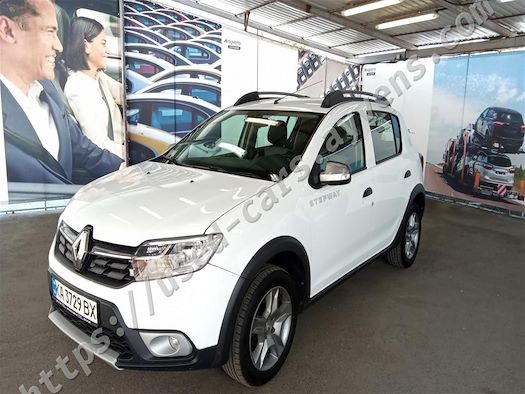 RENAULT SANDERO продається на Ayvens