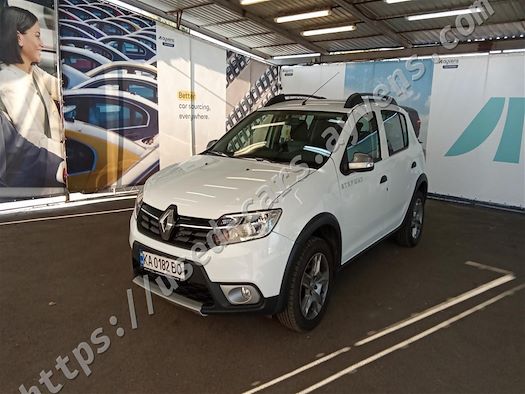 RENAULT SANDERO продається на Ayvens