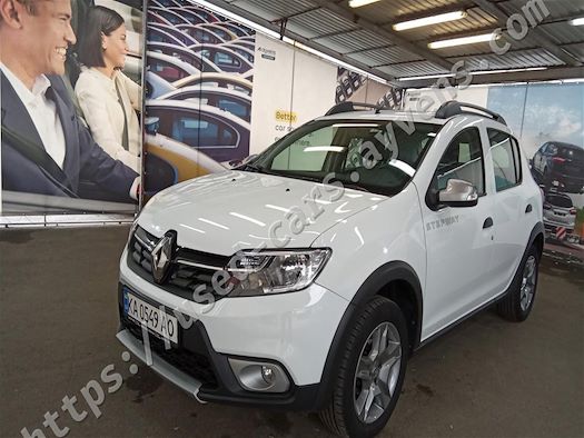 RENAULT SANDERO продається на Ayvens