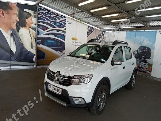 RENAULT SANDERO продається на Ayvens