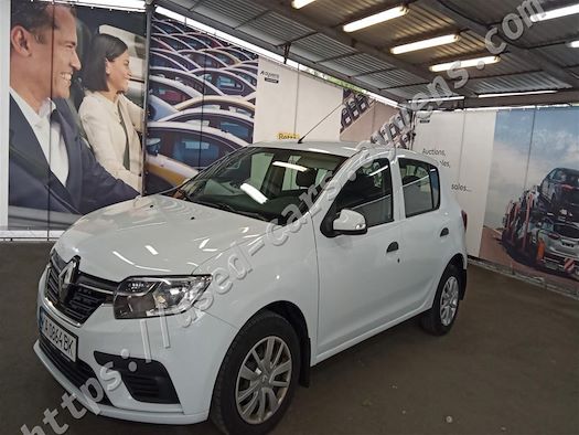 RENAULT SANDERO продається на Ayvens
