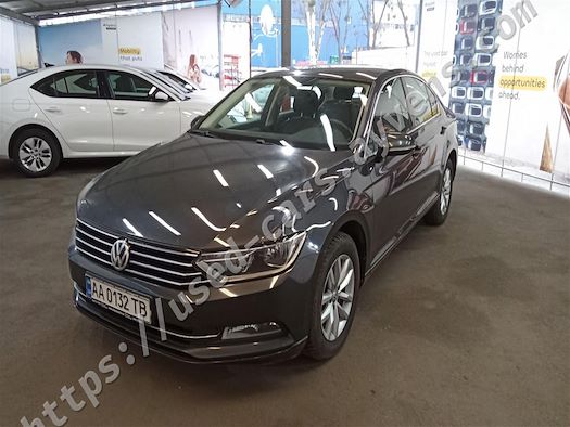 VOLKSWAGEN PASSAT продається на Ayvens