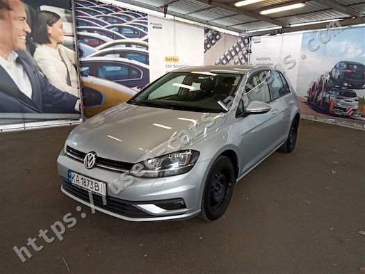 VOLKSWAGEN GOLF продається на Ayvens